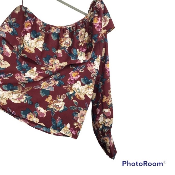 Walter Baker Donna floral one shoulder ruffle blouse. - Picture 4 of 8